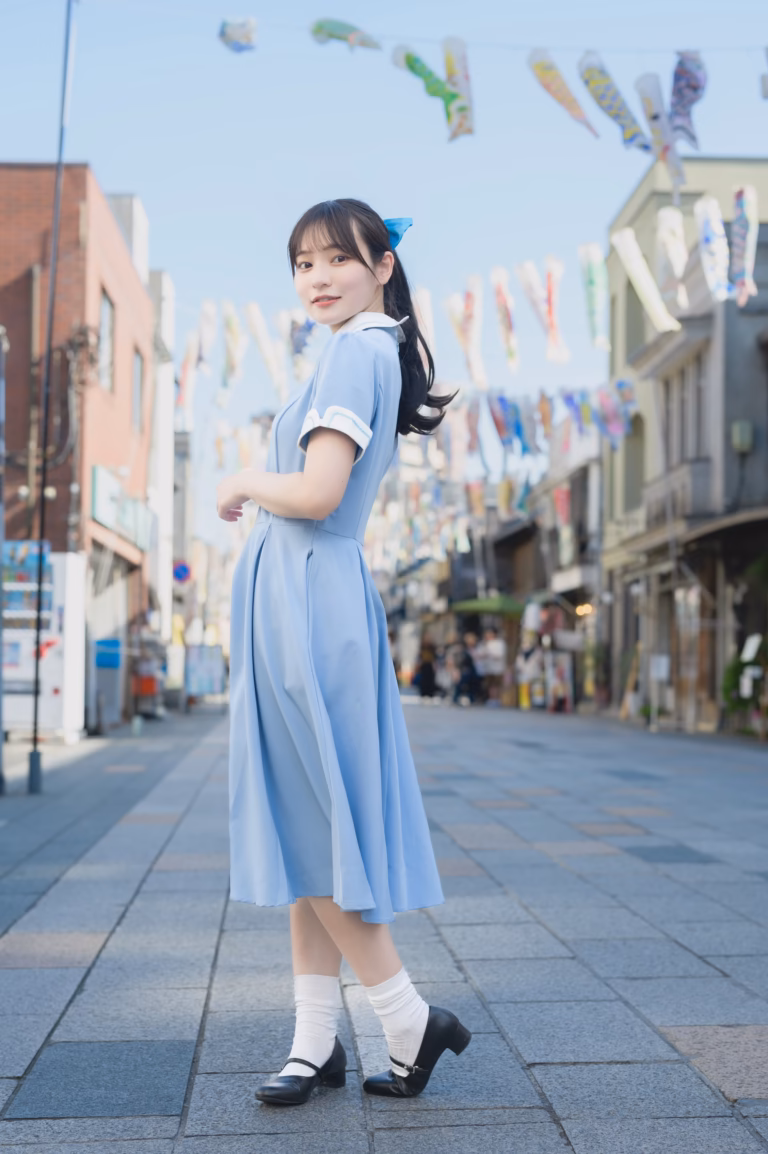 梅山涼 ポートレート 002