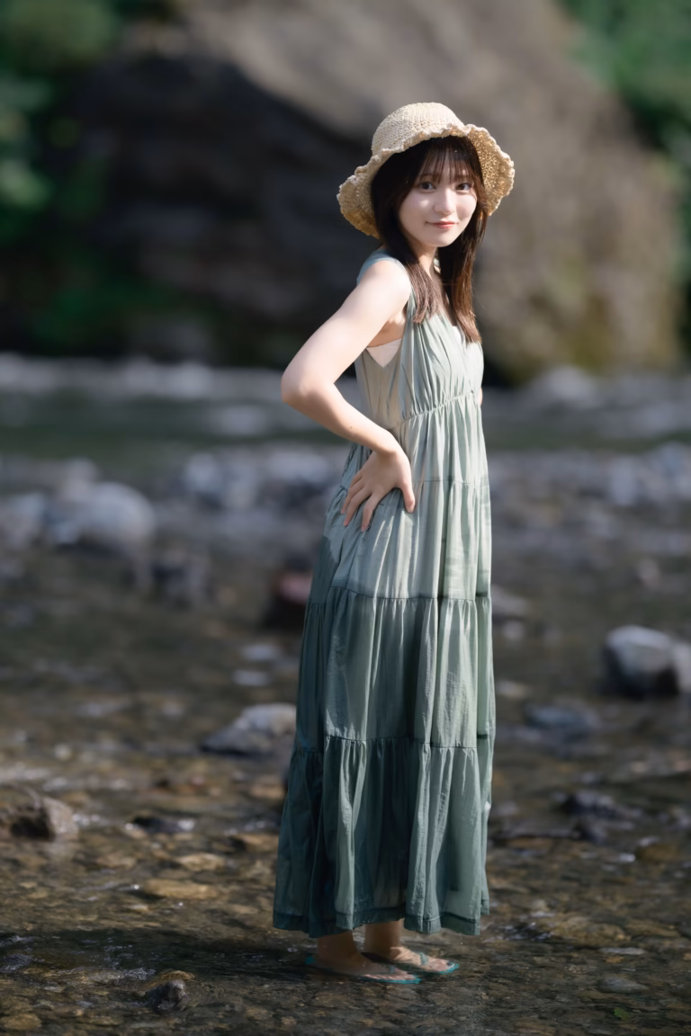 梅山涼 御岳渓谷 ポートレート 037