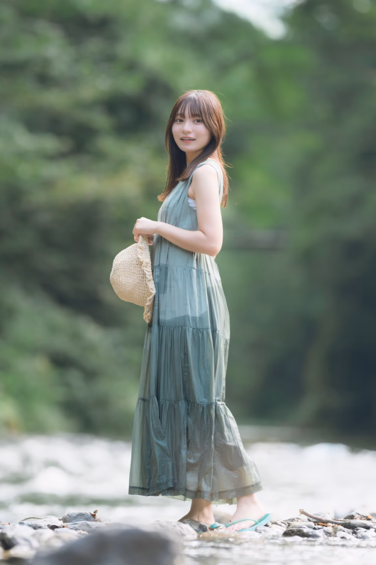梅山涼 御岳渓谷 ポートレート 043