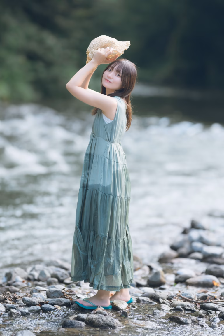 梅山涼 御岳渓谷 ポートレート 044