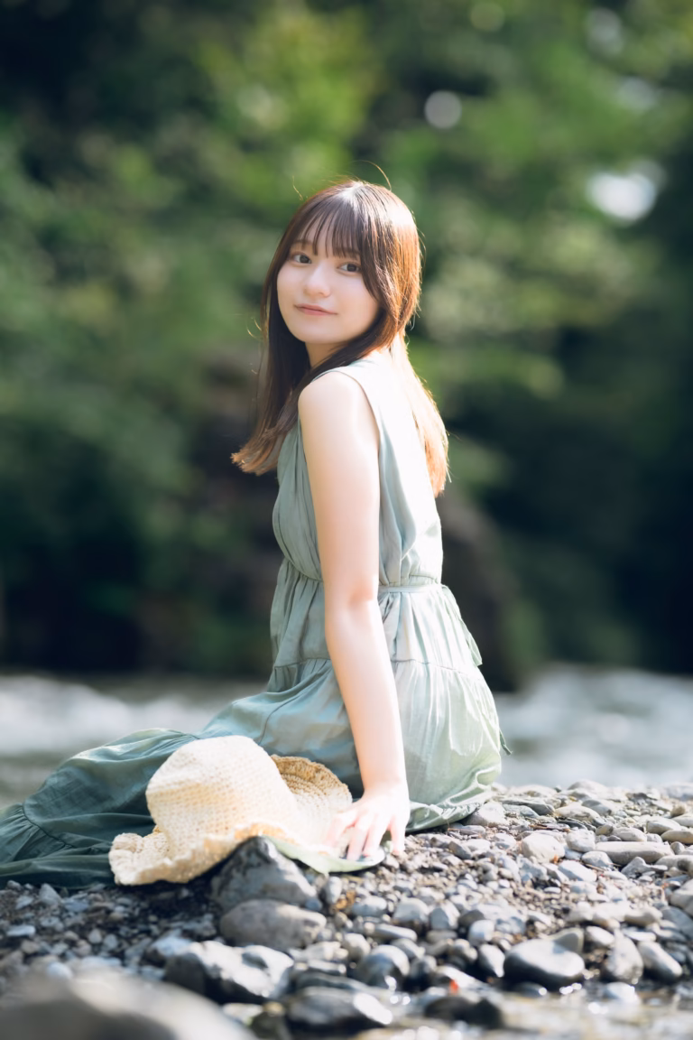 梅山涼 御岳渓谷 ポートレート 058