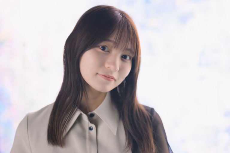 梅山涼 teamLab Borderless ポートレート 028